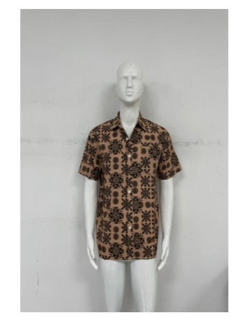 Lahaina Gold in Men’s Keaka Aloha Shirt
