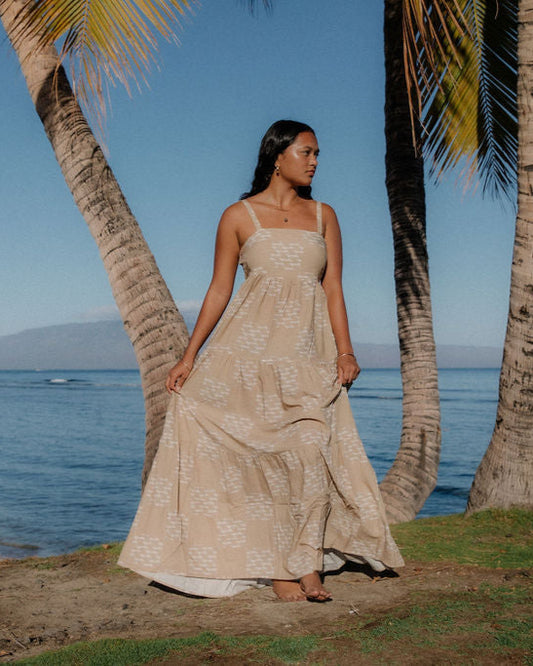 Unahi Wai Destinee Maxi Dress