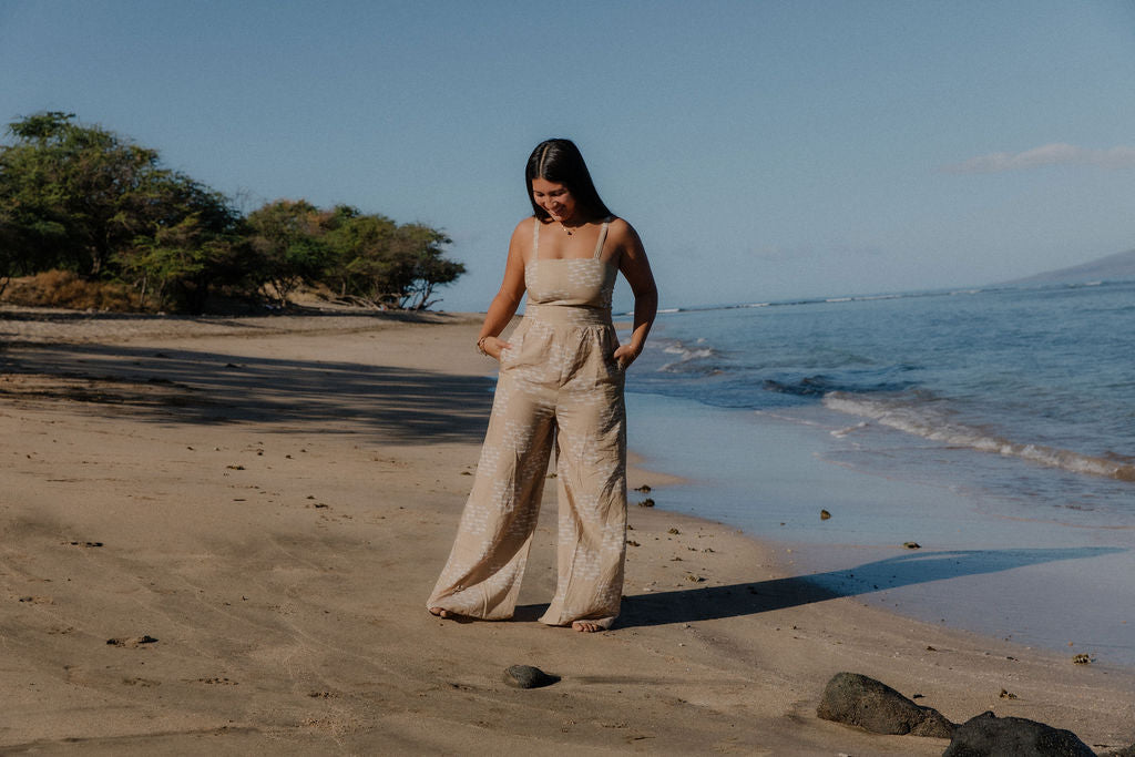 Unahi Wai in Kukui Jumper