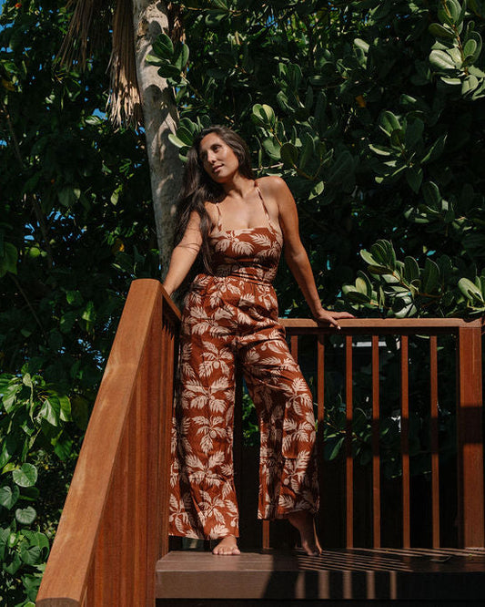 Malu 'Ulu O Lele in Kristelle Jumper