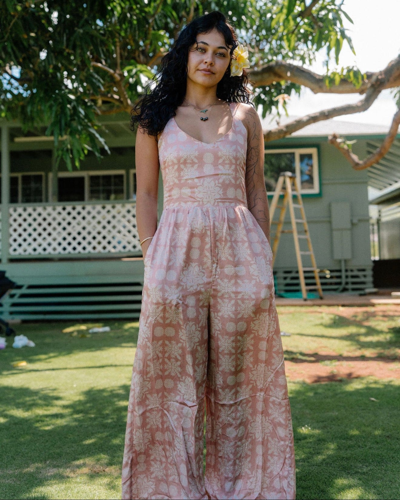 Lahaina Gold in Kukui Jumper