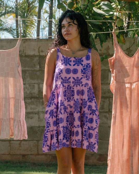 Lahaina Gold in Darlene Dress